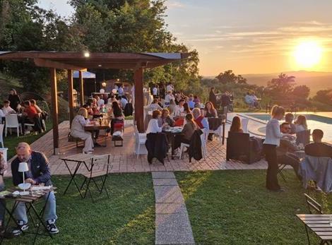 Aperitivi e apericene a Tenuta Lisetta
